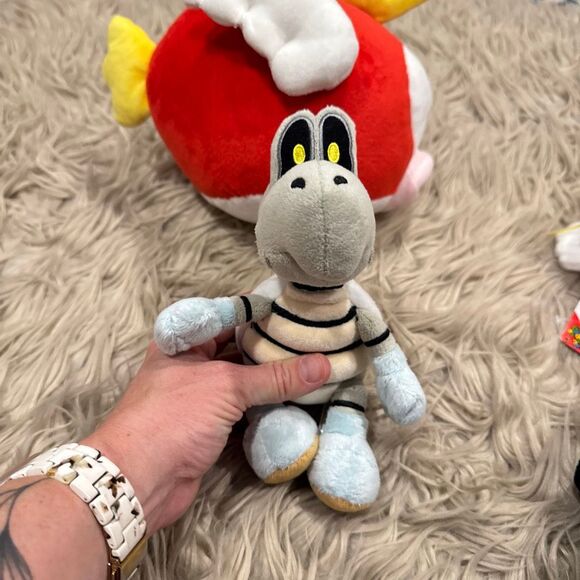 Nintendo Mario plushie bundle - Picture 4 of 7